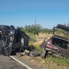 Doi părinți au murit, iar cei trei copii ai lor au ajuns la spital după un accident grav la Burlăceni, Cahul
