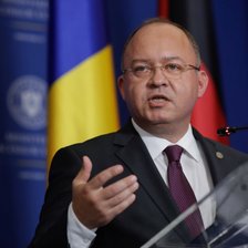 Politico: Oligarhii implicați în „încercările de destabilizare” din R. Moldova și Georgia ar putea fi sancționați de UE