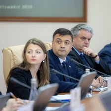 Au fost detectate de radarele aeriene rachetele căzute la Chițcani și Hârbovăț? Ce spune ministrul de interne
