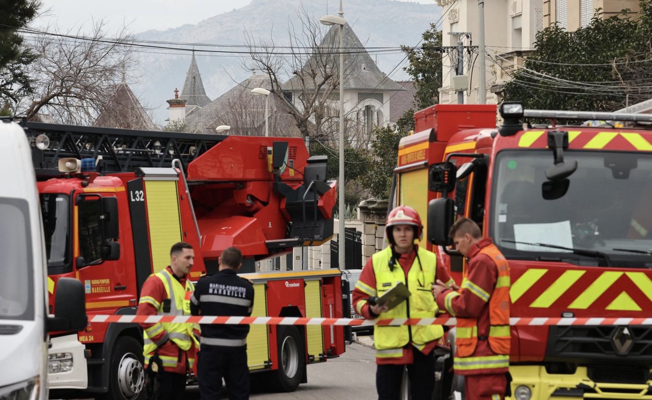 Franța: Explozie în curtea consulatului Rusiei. Ar fi vorba despre cocktailuri Molotov