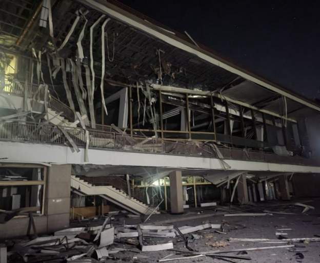 Atac masiv în regiunea Odesa. Portul a fost avariat, iar un hotel a luat foc (FOTO)