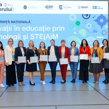Profesori din Moldova și din străinătate au împărtășit bunele practici de predare a disciplinelor STE(A)M. „Îi permitem elevului să-și formeze propriul traseu de învățare”