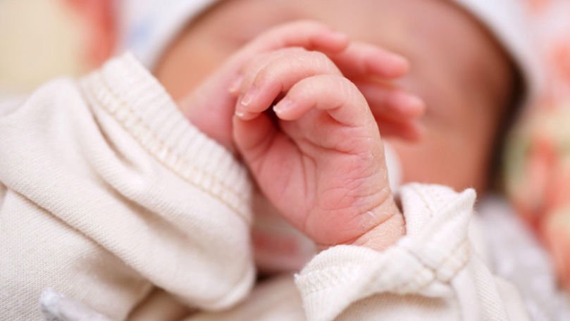 Natalitatea în UE, în scădere cu 5,4%  în 2023: Pe lume au venit 3,6 milioane de copii