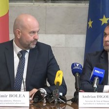 Cu cinci microfoane pe el, Vladimir Bolea scapă o înjurătură în adresa unui jurnalist (FOCUS)