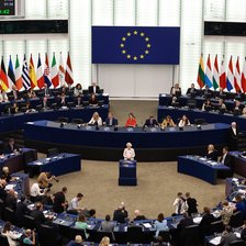 UE va putea suspenda regimul fără vize pentru țările care prezintă riscuri de securitate. Legea, aprobată de Parlamentul European