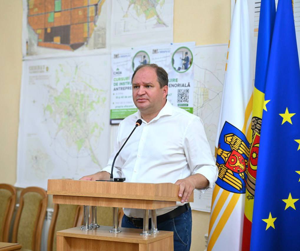 ALEGERI 2023 | Ion Ceban a depus actele la Consiliul Electoral pentru înscrierea în cursa electorală 