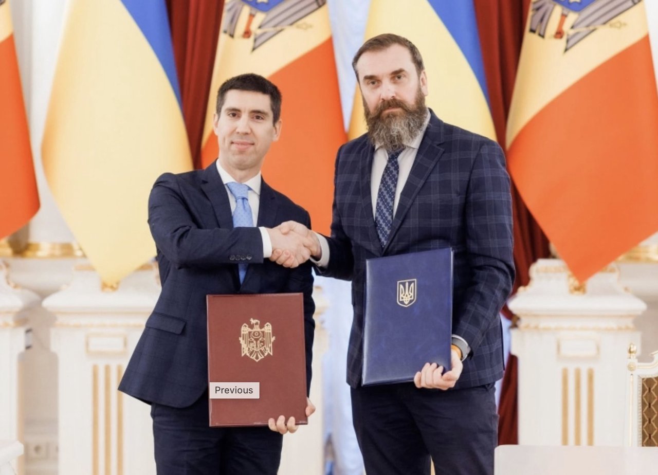 Diplomele și titlurile științifice din R. Moldova, recunoscute în Ucraina. Acordul, semnat la Kiev