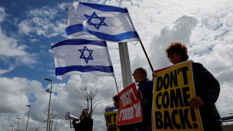 Ce se întâmplă în Israel? Cetățenii au anunțat o grevă generală. Zborurile de pe aeroportul Ben-Gurion au fost suspendate
