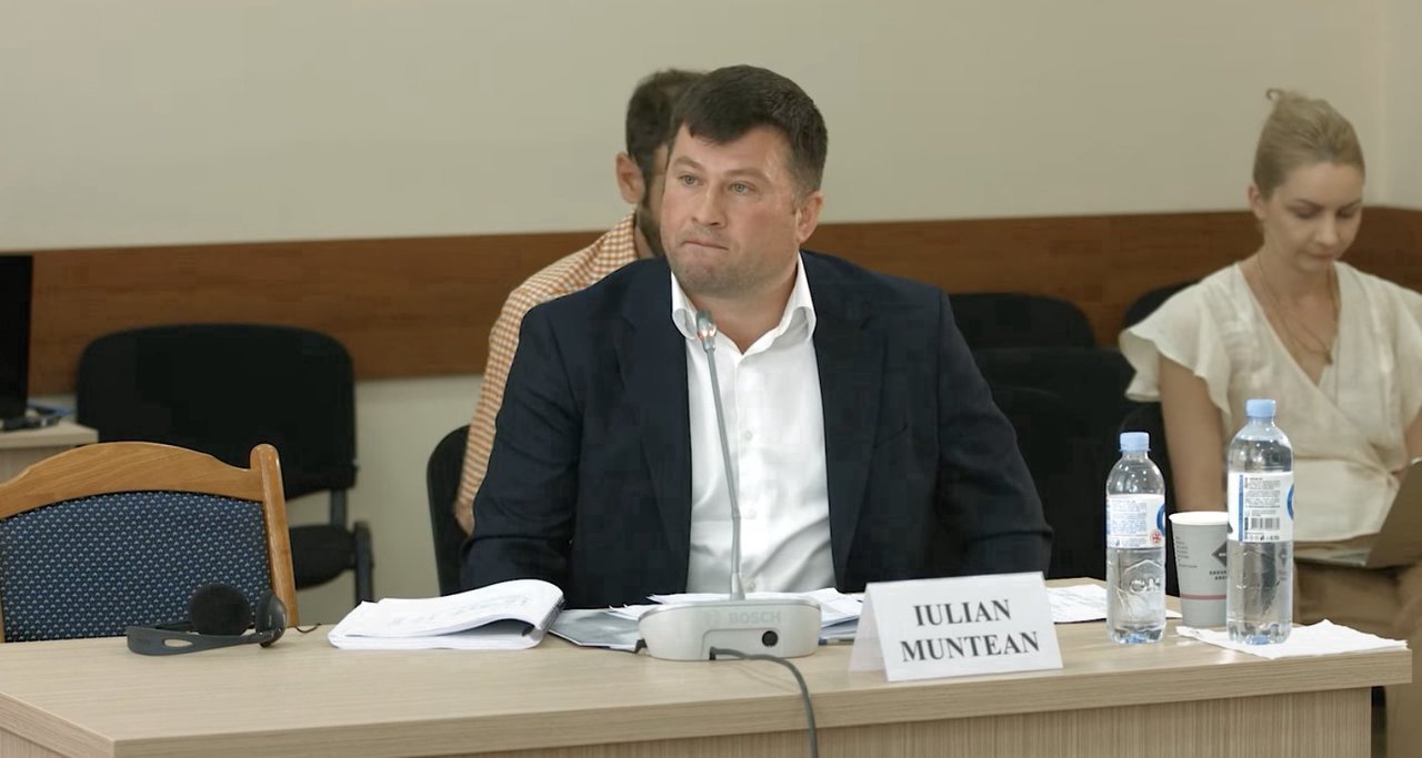Membrul CSM Iulian Muntean și-a depus cererea de demisie. Procurorii investighează cine a „tăinuit” informațiile despre dosarul acestuia