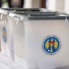 Primii veniți, primele șanse. Ordinea prealabilă a concurenților electorali în buletinul de vot pentru Chișinău, stabilită
