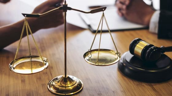 Judecătorii și procurorii din funcții-cheie vor fi supuși evaluării externe. Proiectul de lege, adoptat de Parlament în lectură finală
