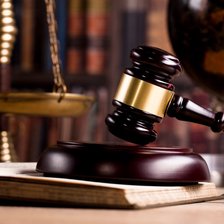Un pedolog, condamnat la trei ani de închisoare, pentru corupere pasivă