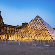 Biletul la Luvru se scumpește cu 10 euro pentru vizitatorii din afara UE