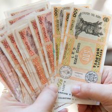Analiză: Salariile și pensiile în stânga Nistrului, de două ori mai mici decât pe malul drept