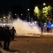 Sărbătoare cu violențe: Două persoane au decedat și sute de arestări în Franța, după ce PSG a câștigat Champions League 