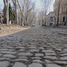 Pavajul de pe 31 august transformă zona într-un segment pietonal. Primăria și ministerul Culturii ar fi ajuns la un consens (VIDEO)