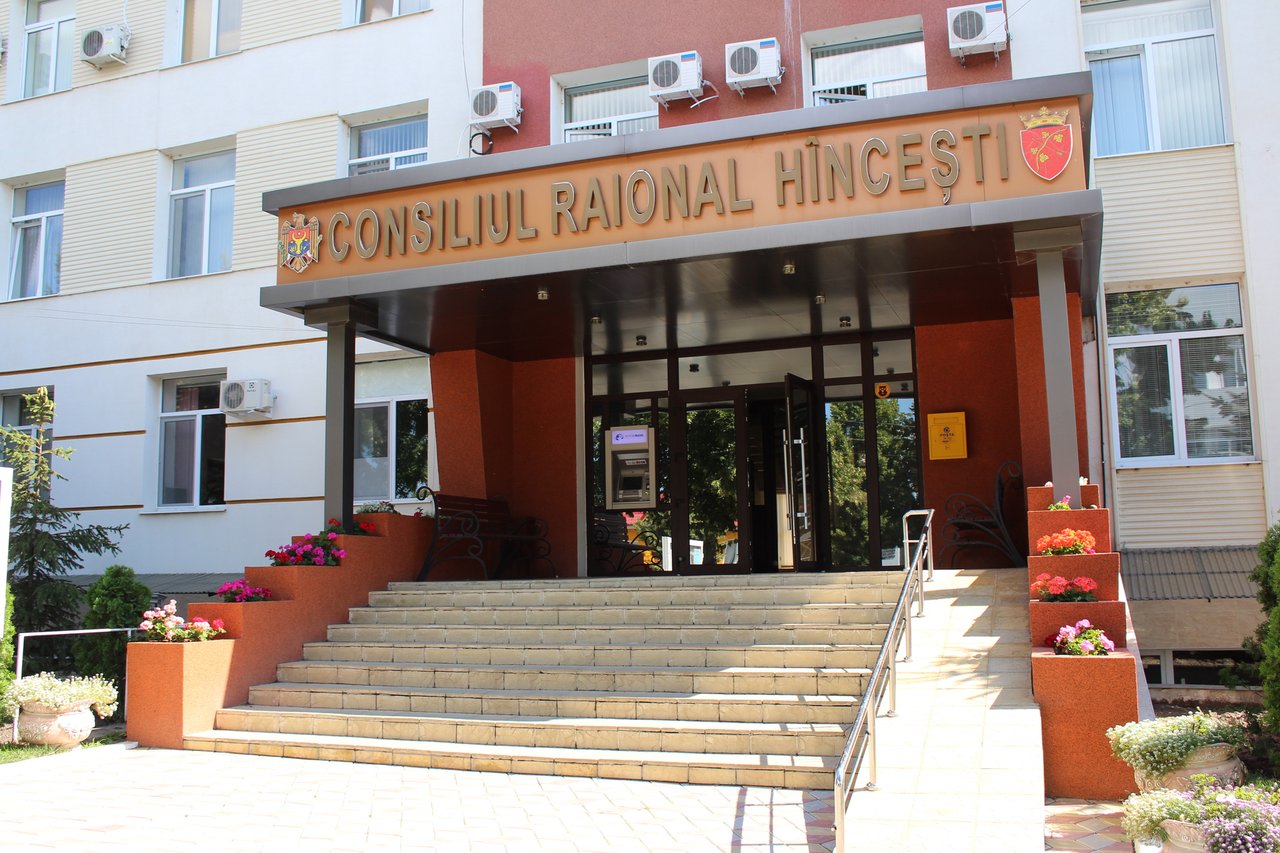 Bănuit de corupție și abuz de serviciu: Arhitectul-șef al raionului Hîncești, reținut pentru 72 de ore 