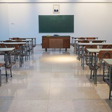 Anxietatea școlară din prima zi: cum recunoști simptomele și ce pot face părinții