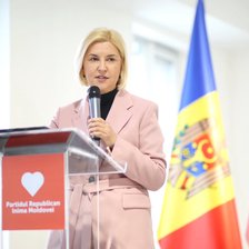 Donații de apartamente și datorii de milioane. Secretele imobiliare ale familiei Vlah (RISE Moldova)