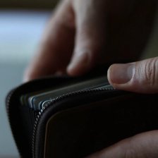 Ce golește portofelul de la o lună la alta tot mai mult