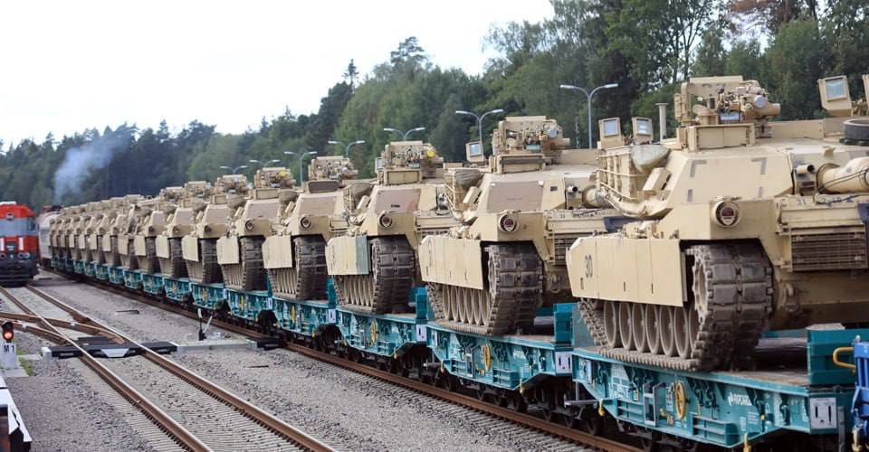 Primele tancuri Abrams „made in USA” au ajuns în Ucraina, anunță Zelenski
