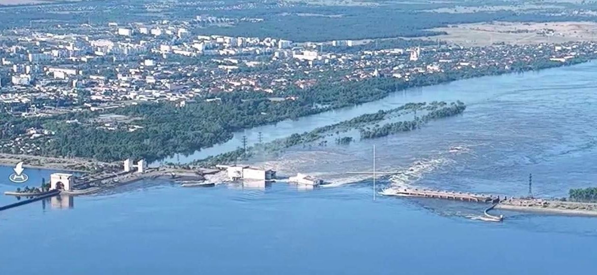 LIVE TEXT: În Novaia Kahovka, barajul hidrocentralei a fost distrus. Oamenii sunt evacuați din regiunea Herson 