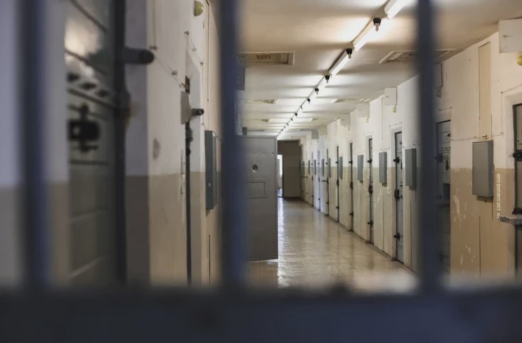 Un deținut a evadat din penitenciar. ANP cere ajutorul oamenilor în localizarea lui