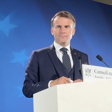 „Vom fi foarte atenți la alegeri” și „ o susținem pe Maia Sandu”.  Macron, despre R. Moldova după Consiliul European (VIDEO)