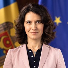 Olesea Stamate poate începe colectarea semnăturilor de susținere. Grupul de inițiativă, înregistrat de CEC