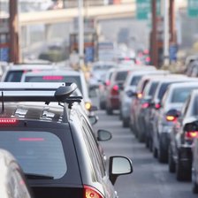 Chișinău, cu peste 500.000 de mașini, deși a fost proiectat pentru 90.000. MAN propune o lege pentru decongestionarea traficului