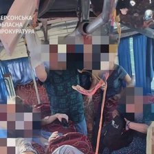 Un autobuz din Herson, lovit de drone rusești. Două persoane au decedat și 19 au fost rănite