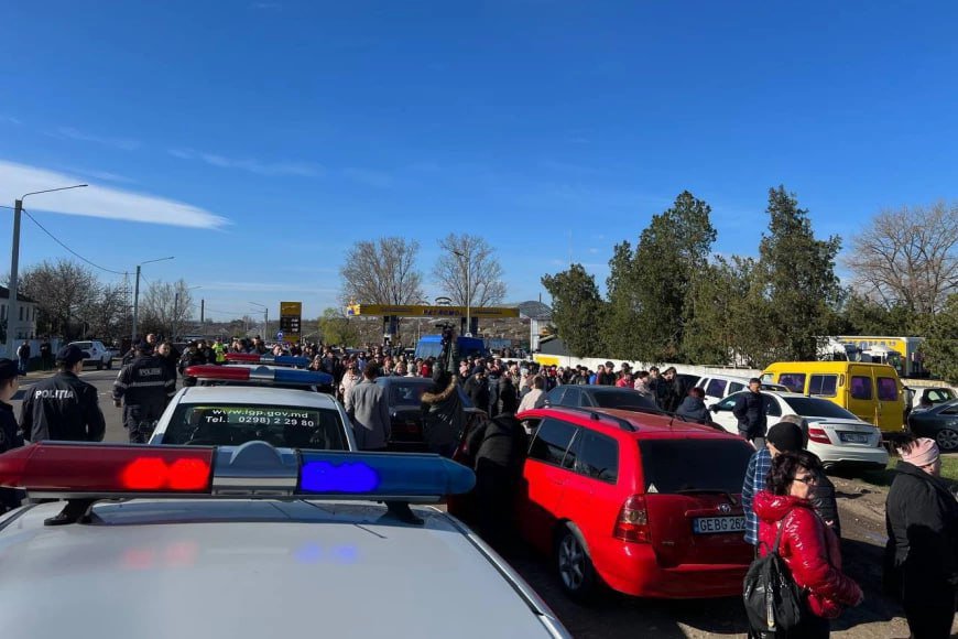 Protest: Oamenii din Congaz o așteaptă pe Maia Sandu. „Poporul din Găgăuzia trebuie respectat” (VIDEO)