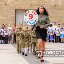 Îndoctrinare militară de la grădiniță: Copiii din regiunea transnistreană, educați în spiritul cultului războiului