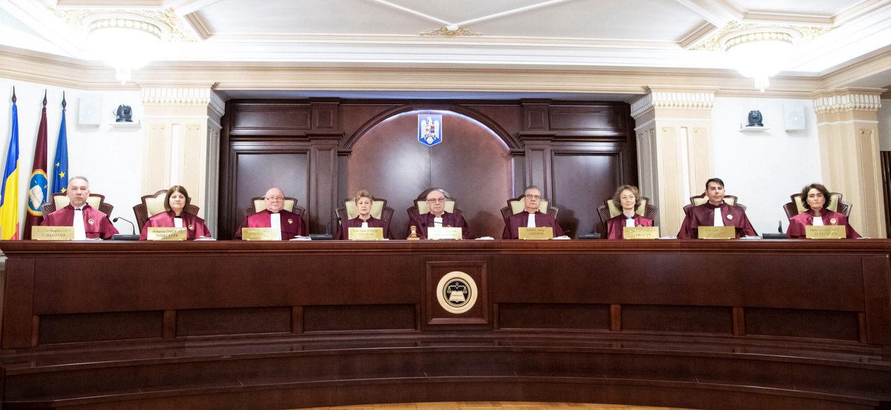 Curtea Constituțională a României se convoacă în ședință: Validarea turului I al alegerilor și contestația unui candidat, pe ordinea de zi