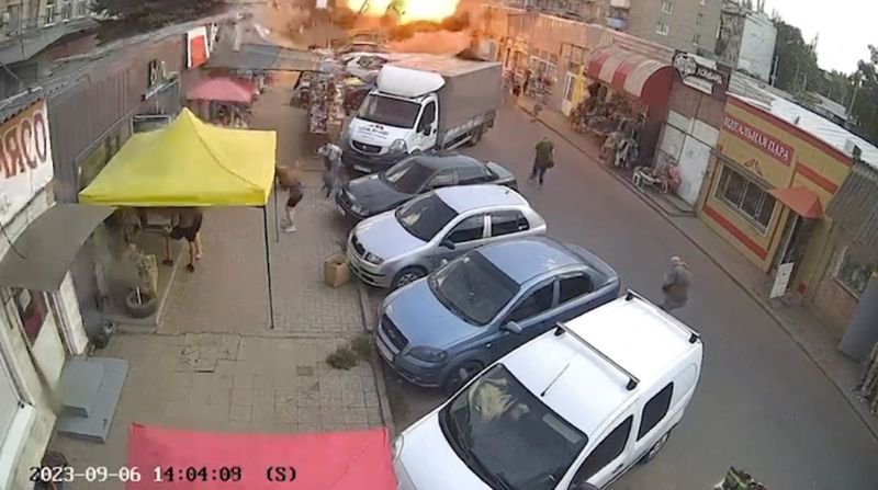 NYT: Explozia de la piața din Kostantinovka ar fi fost provocată de o rachetă ucraineană și nu de una rusească