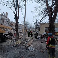 Orașul Kramatorsk, lovit de bombardamentele militarilor ruși: Două persoane au decedat, iar altele cinci au fost rănite