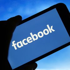 Facebook va penaliza conturile care fac spam