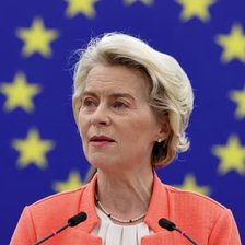 Ursula Von der Leyen, vizată de o moțiune de cenzură în Parlamentul European 