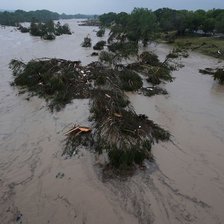 SUA: Cel puțin 24 de morți în urma inundațiilor fulgerătoare din Texas. Zeci de tinere de la o tabără de vară, date dispărute