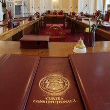 CCR decide astăzi dacă validează victoria lui Nicușor Dan în alegerile prezidențiale din România. George Simion cere anularea scrutinului