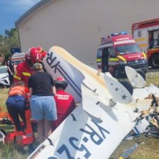 Accident aviatic în România: Medicii luptă pentru viața a două persoane