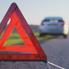 Accident în zona aeroportului. Printre răniți s-ar număra un copil (VIDEO)