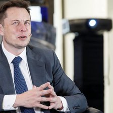 Elon Musk devine primul om din istorie cu avere de 500 de miliarde de dolari
