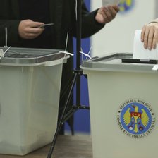 Motive logistice, vacanțe încheiate și stabilitate socială. Argumentele guvernării pentru stabilirea alegerilor pe 28 septembrie (VIDEO)