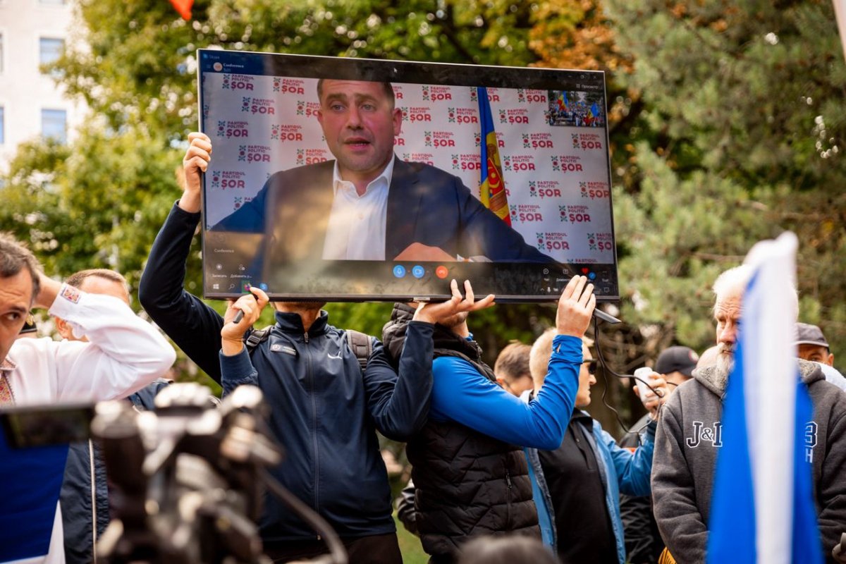 Un „Program special” și 50 de milioane de lei. Continuă promisiunile preelectorale, făcute de la distanță de oligarhul fugar Ilan Șor
