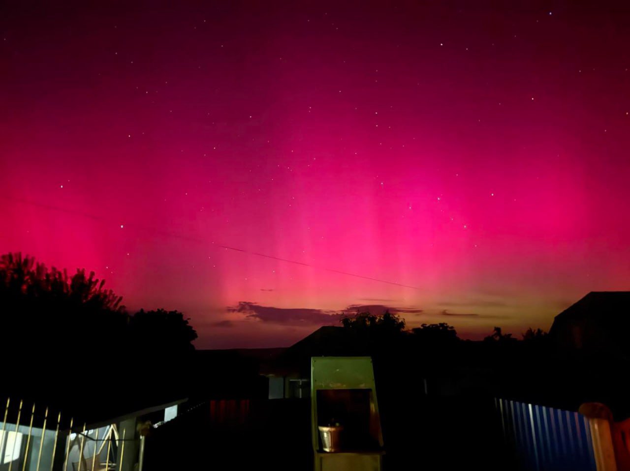 Aurora boreală s-a văzut în mai multe localități din țară (FOTO)