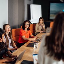 Din 14 iulie, aplică la ediția de toamnă 2025 a Programului de Internship Endava

