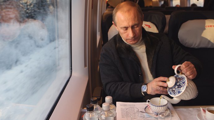 Trenul blindat al lui Putin. De ce liderul rus a renunțat la avionul prezidențial și călătorește asemeni liderului Coreei de Nord