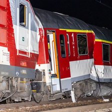 Accident de tren în Slovacia: Zeci de persoane au fost spitalizate