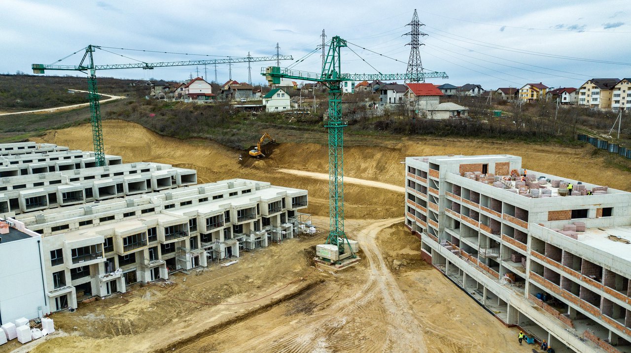 4 factori care influențează cel mai mult prețul unui bun imobil. Reprezentanta Dezvoltatorului Imobiliar A-casa explică